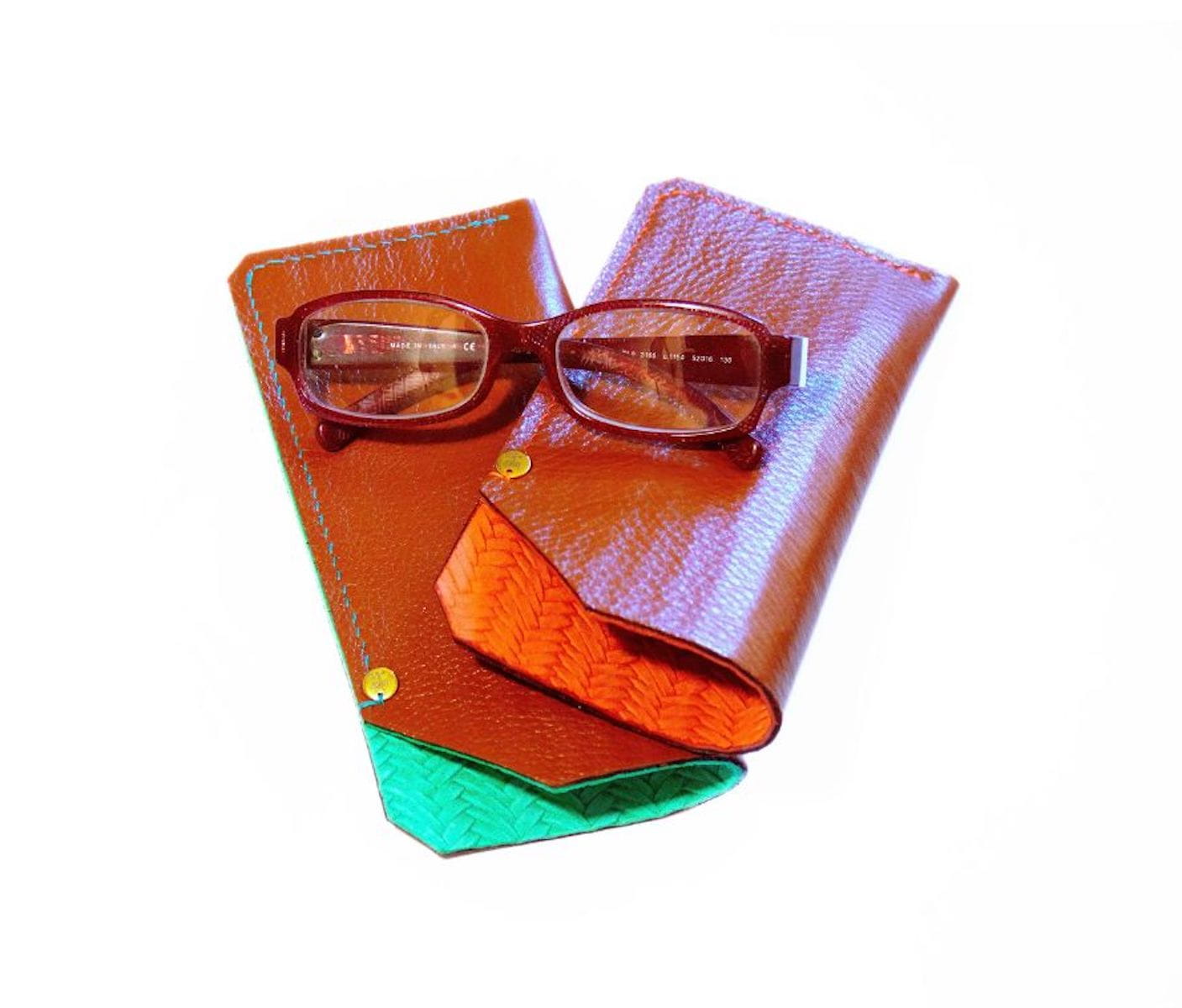 étui à lunettes en cuir fauve lifestyle